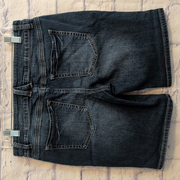 Maurices Mid-rise Deep Indigo Jean Shorts - Size 7/8 - Picture 3 of 5